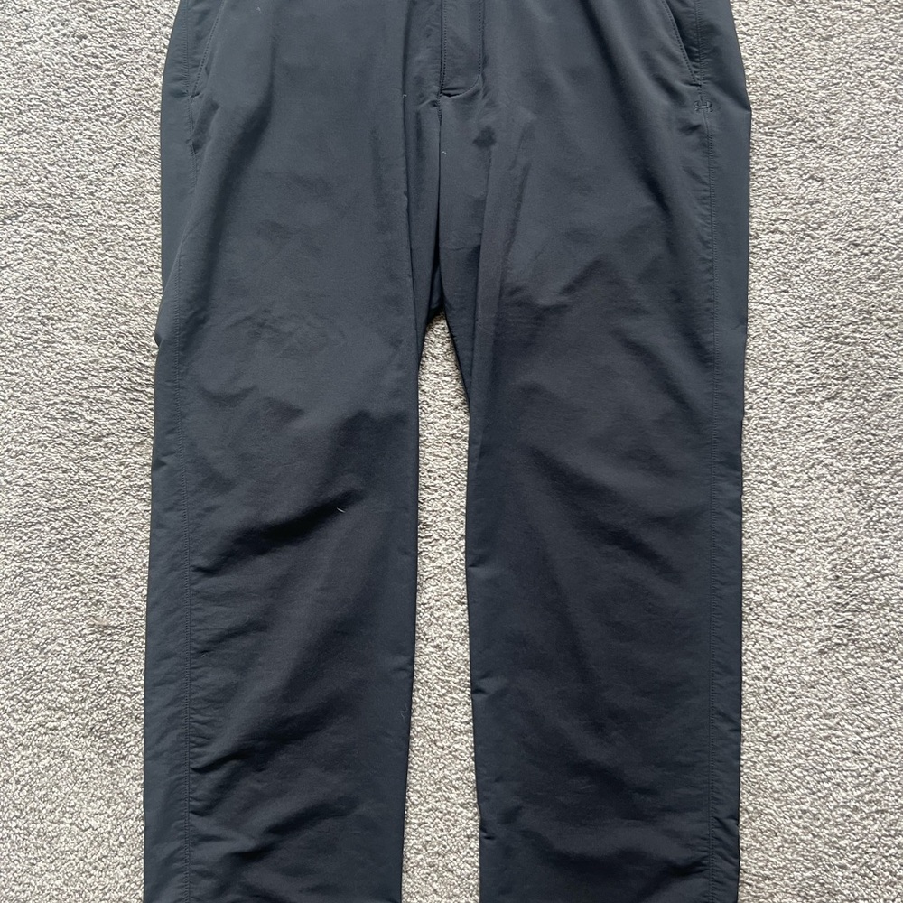 Under Armour Men's Black Dress/Golf Pants